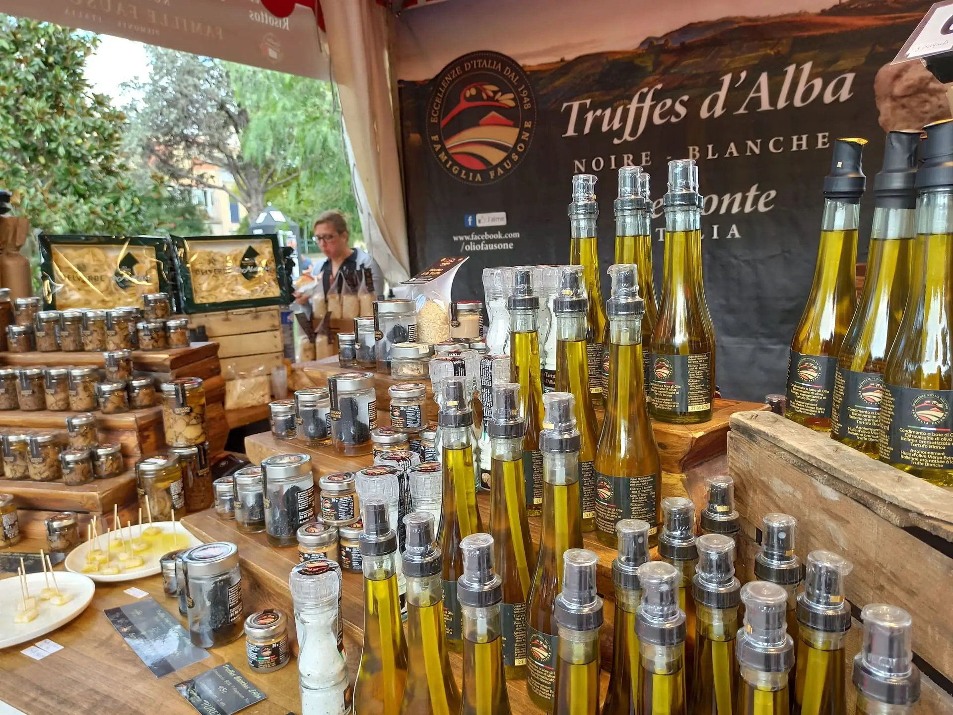 Les Italiennes, marché artisanal et gastronomique