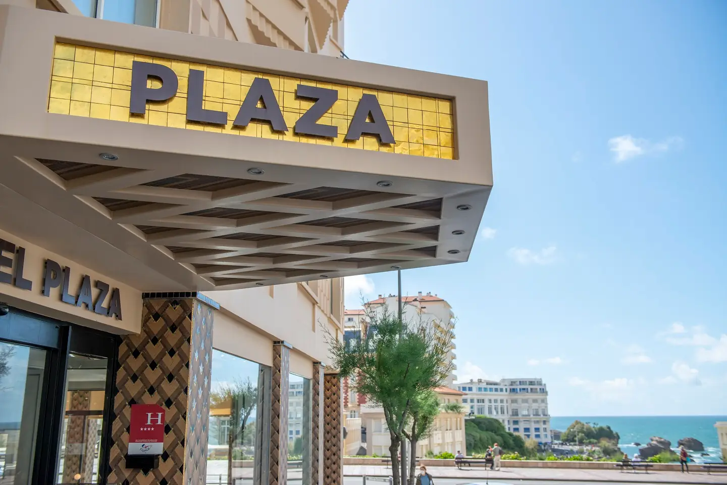 Hôtel  Mercure Plaza