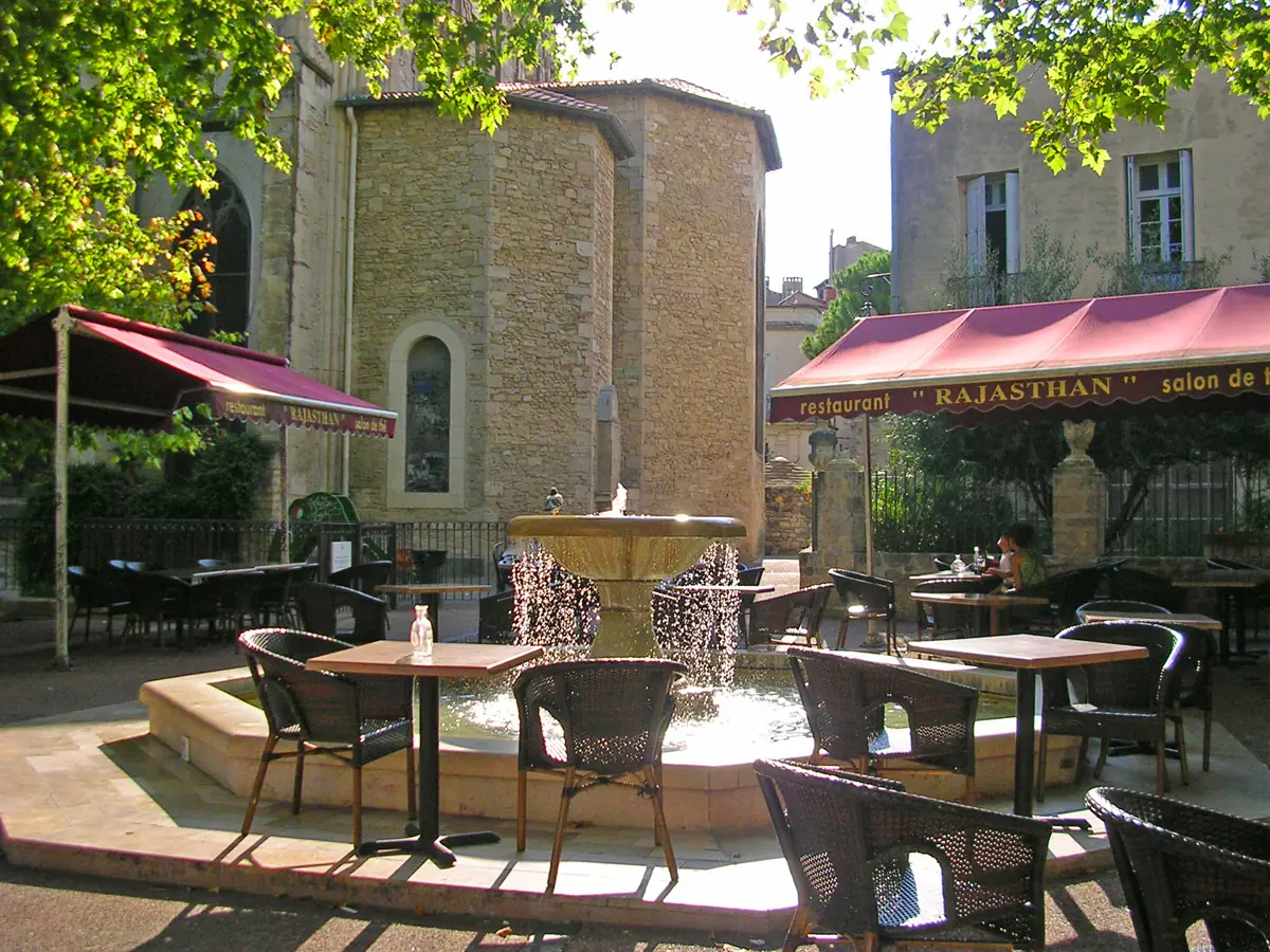PLACE ET SANCTUAIRE SAINT ROCH