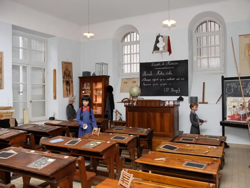 MUSÉE DE L'ÉCOLE