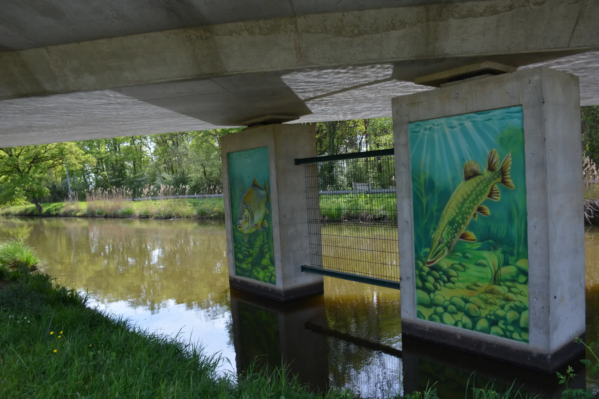 Fresque de Jocelyn Galipeau sur le Canal d'Orléans (D2060)
