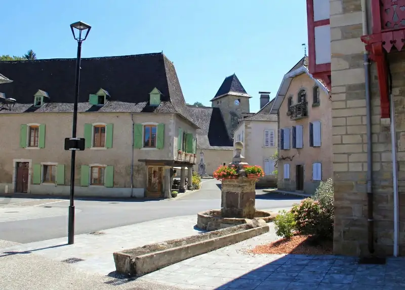 Visitez Lucq de Béarn et l'église Saint Vincent