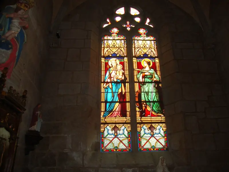 Eglise fortifiée Saint-Martin de Tours