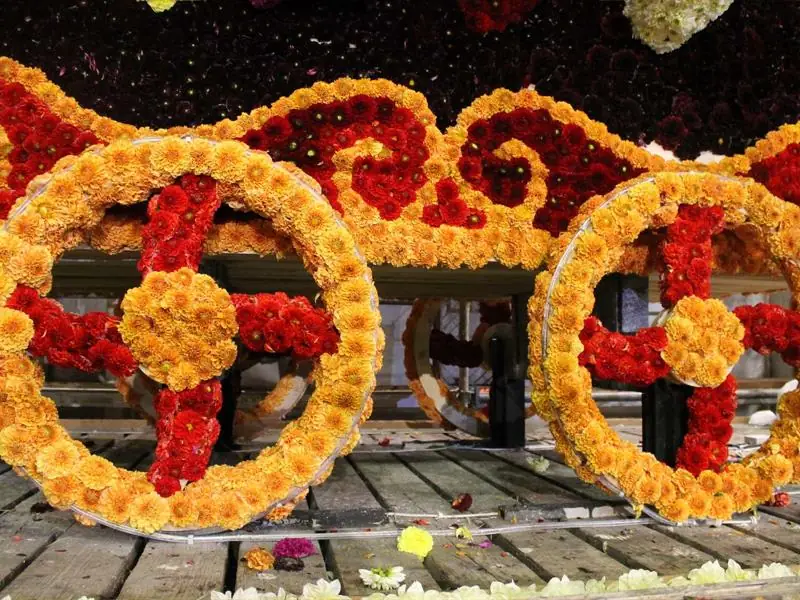 Visite : les coulisses du Corso fleuri
