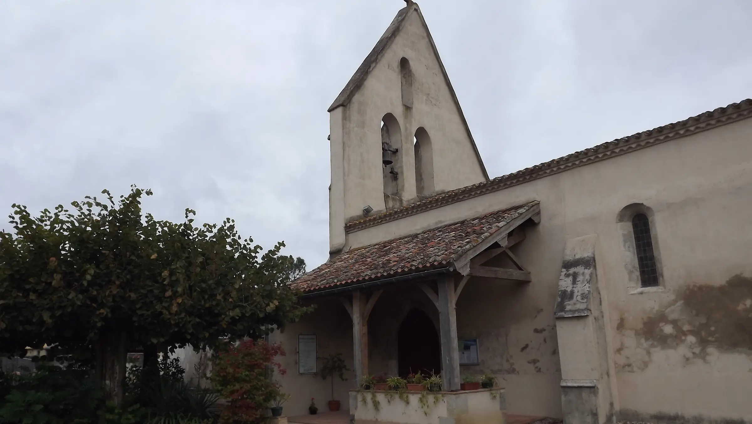 Eglise Saint Jean Baptiste de Razimet