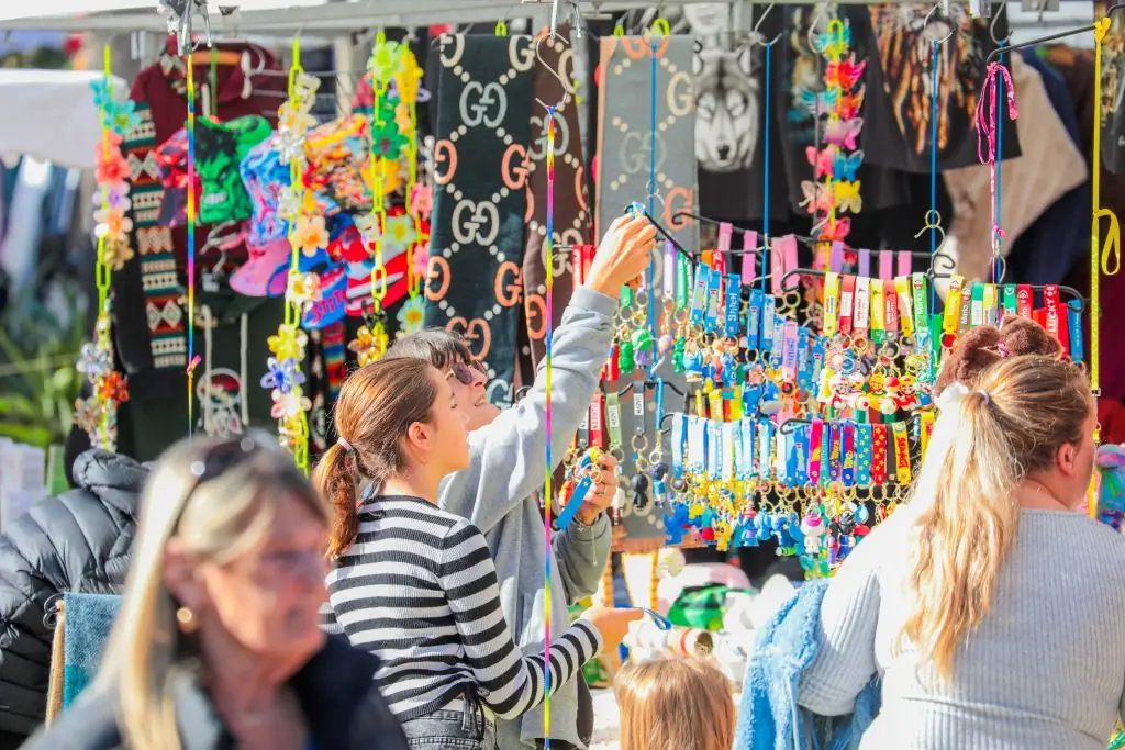 FOIRE DES CAMELOTS