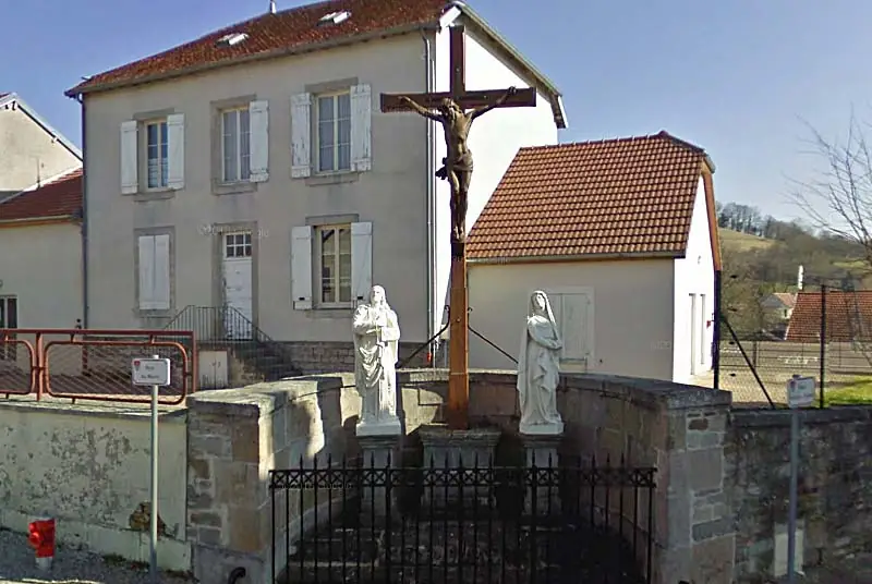 Croix de mission de Neuilly-l'Evêque