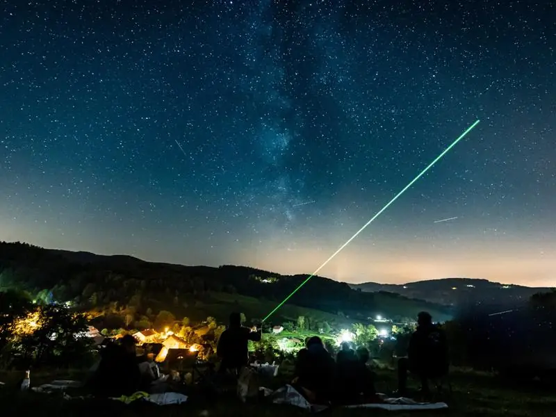 Randonnée nocturne sous les constellations