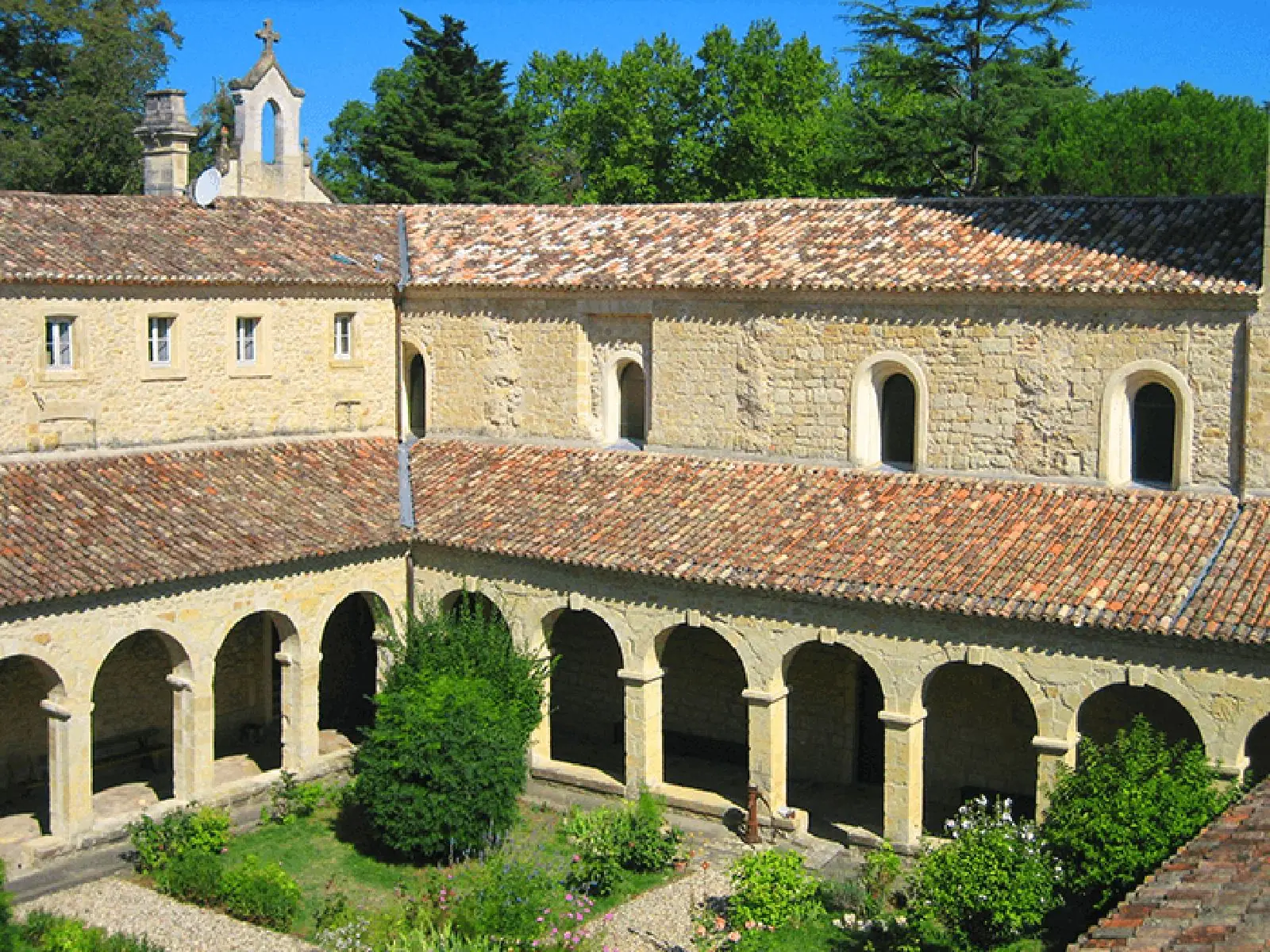 Abbaye Sainte-Marie du Rivet