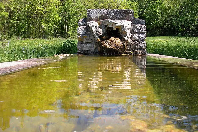 Fontaine du Val des Frais