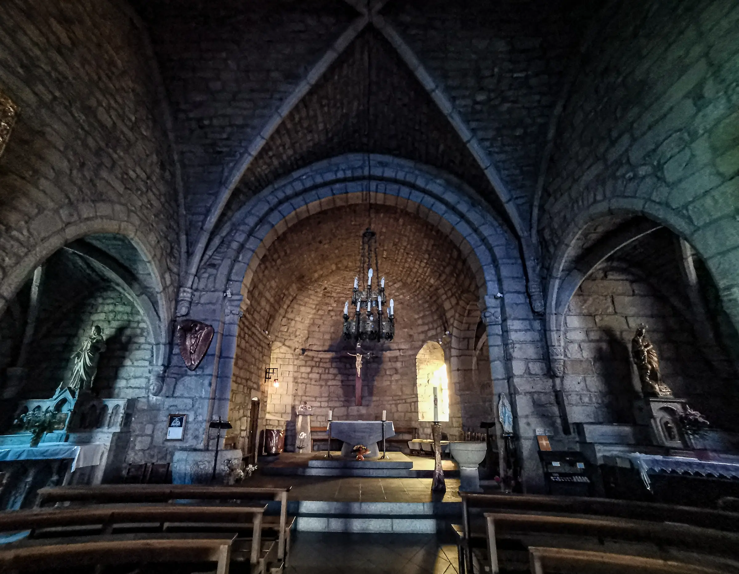 EGLISE SAINT-ETIENNE