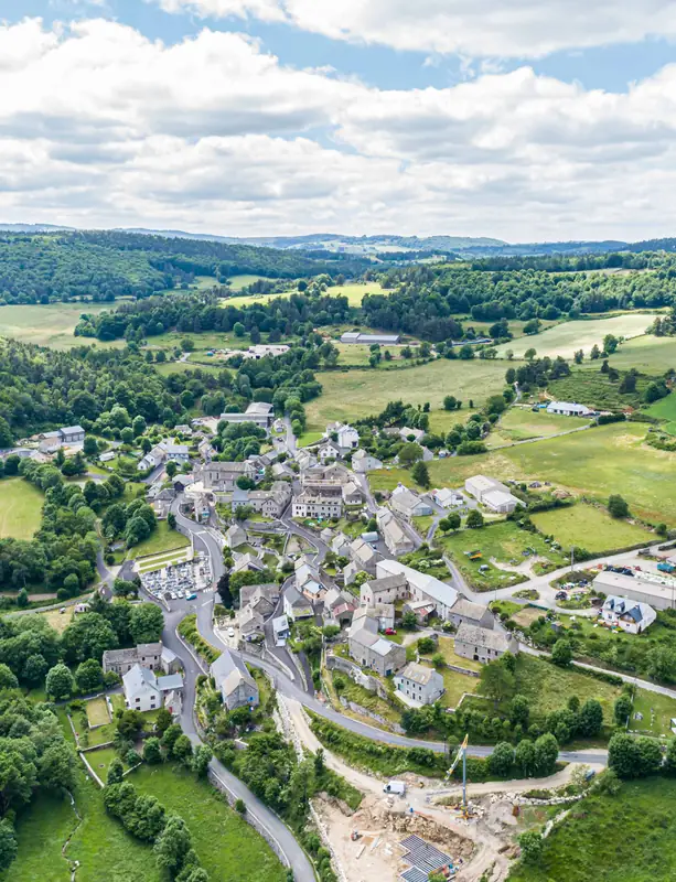 LE BUISSON PORTE D'ENTRÉE DU PNR AUBRAC