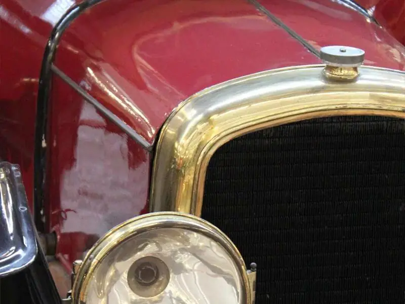 Exposition voitures anciennes, youngtimers et motos