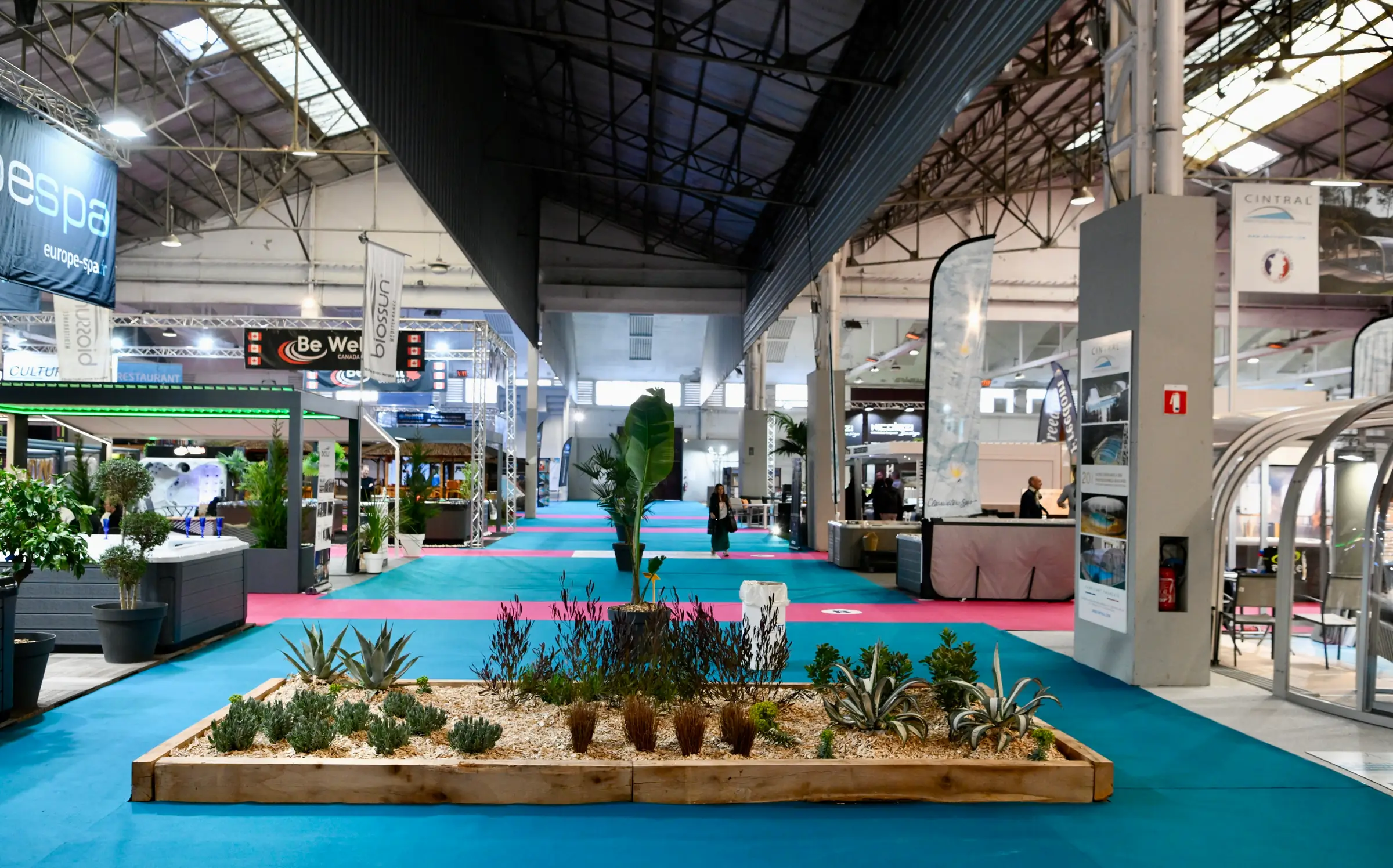 Salons Piscine Jardin