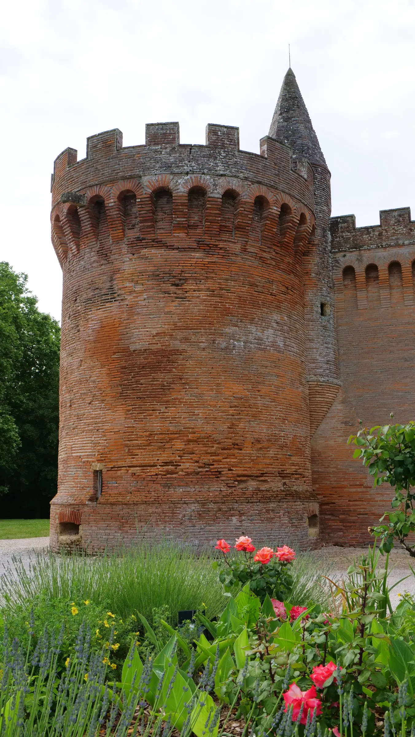 CHATEAU DE PALAYS