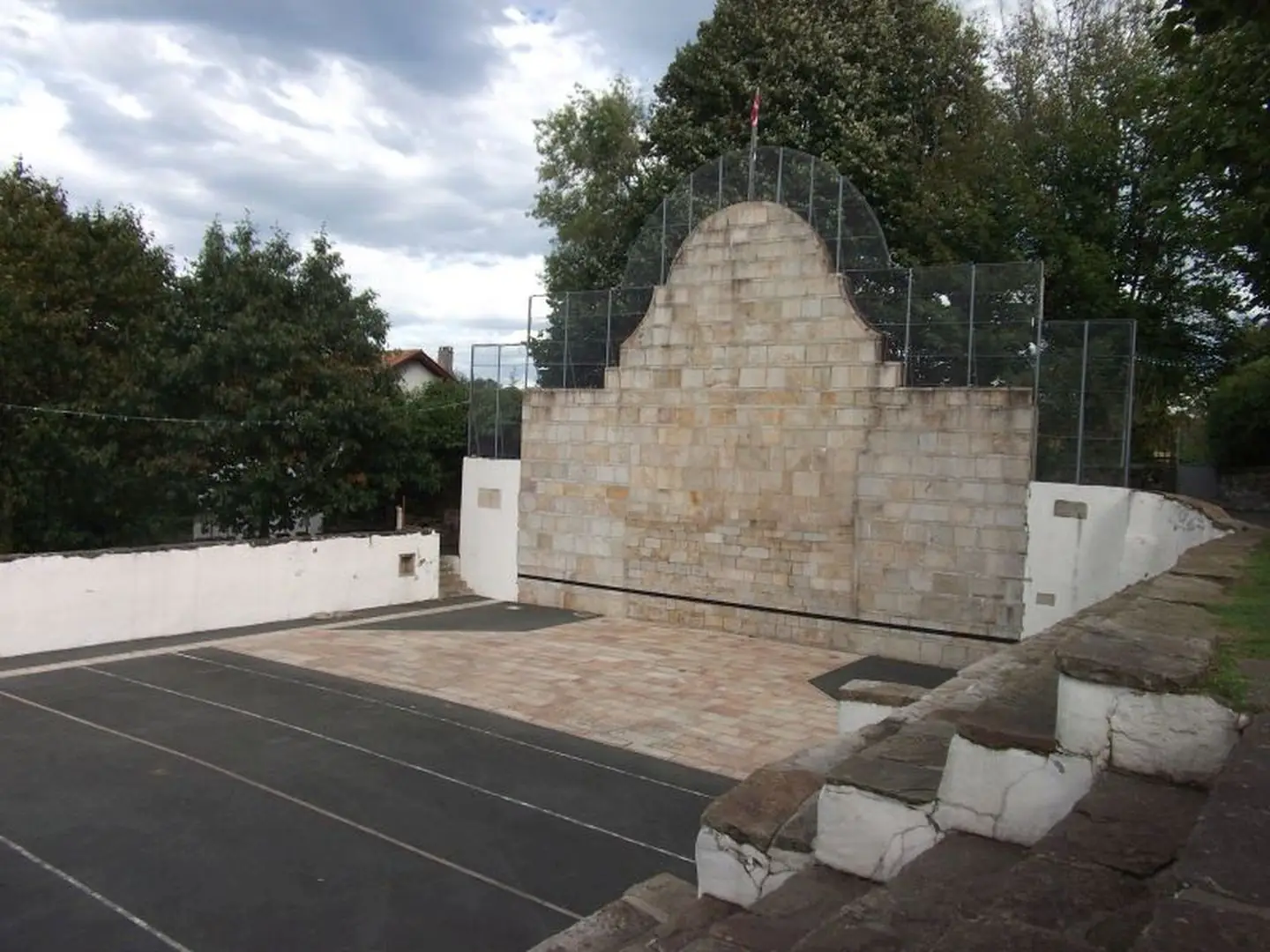 Fronton