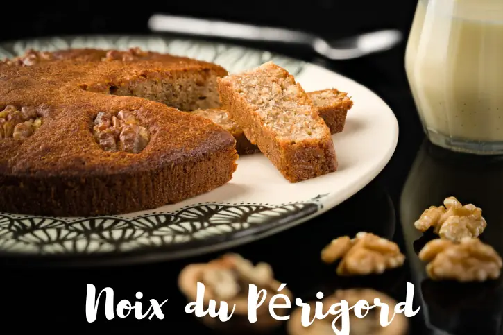 Café convivial à la Maison Darnis, pain d'épice du Quercy