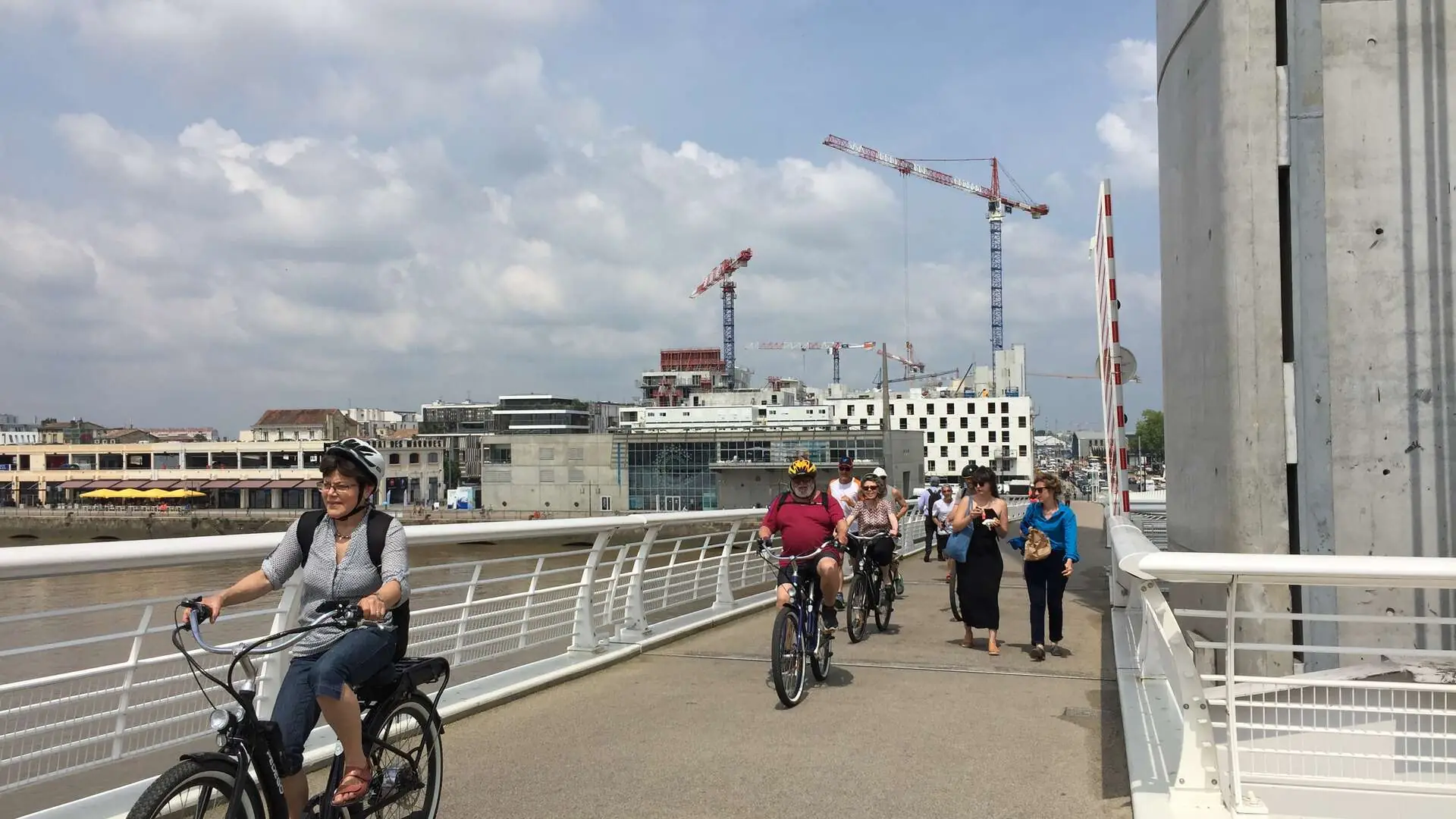 Pont Jacques Chaban Delmas