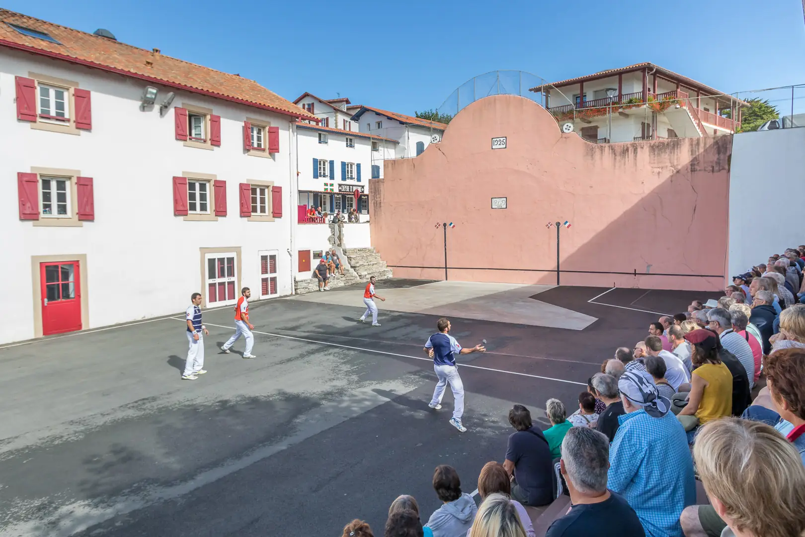 Partie de pelote basque à main nue