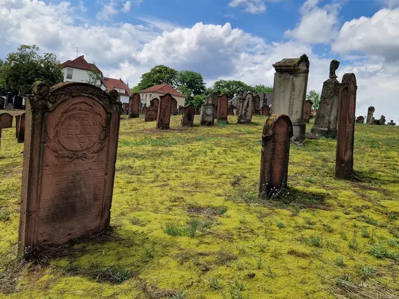 Le cimetière israélite et la mémoire juive de Haguenau