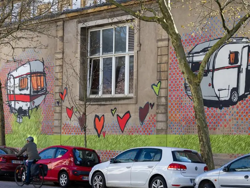 Street Art - "Petits plaisir existentiels" Franc Volo"