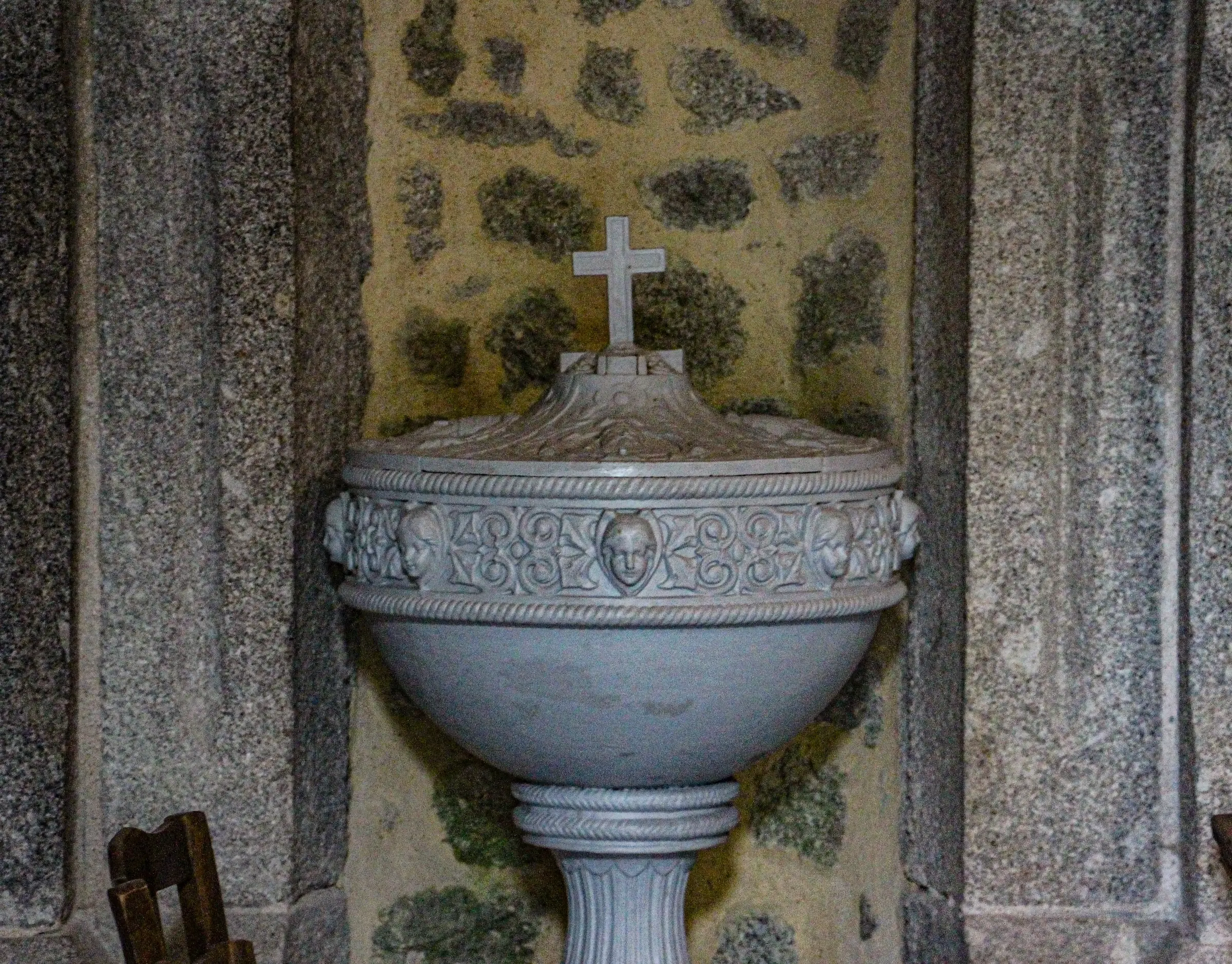 ÉGLISE SAINTE-CROIX-ET-SAINT-PIERRE