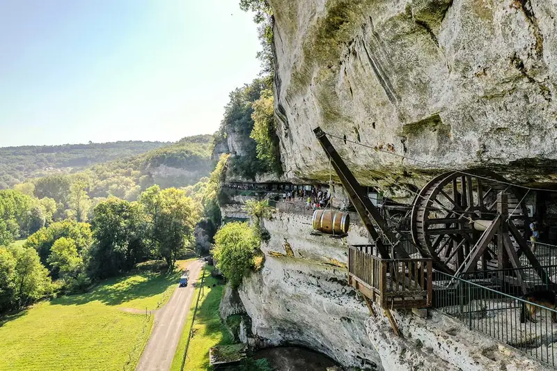 La Roque Saint-Christophe - Fort et Cité troglodytiques