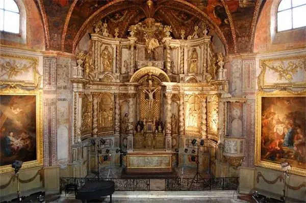La chapelle des Pénitents Noirs en visite guidée groupe