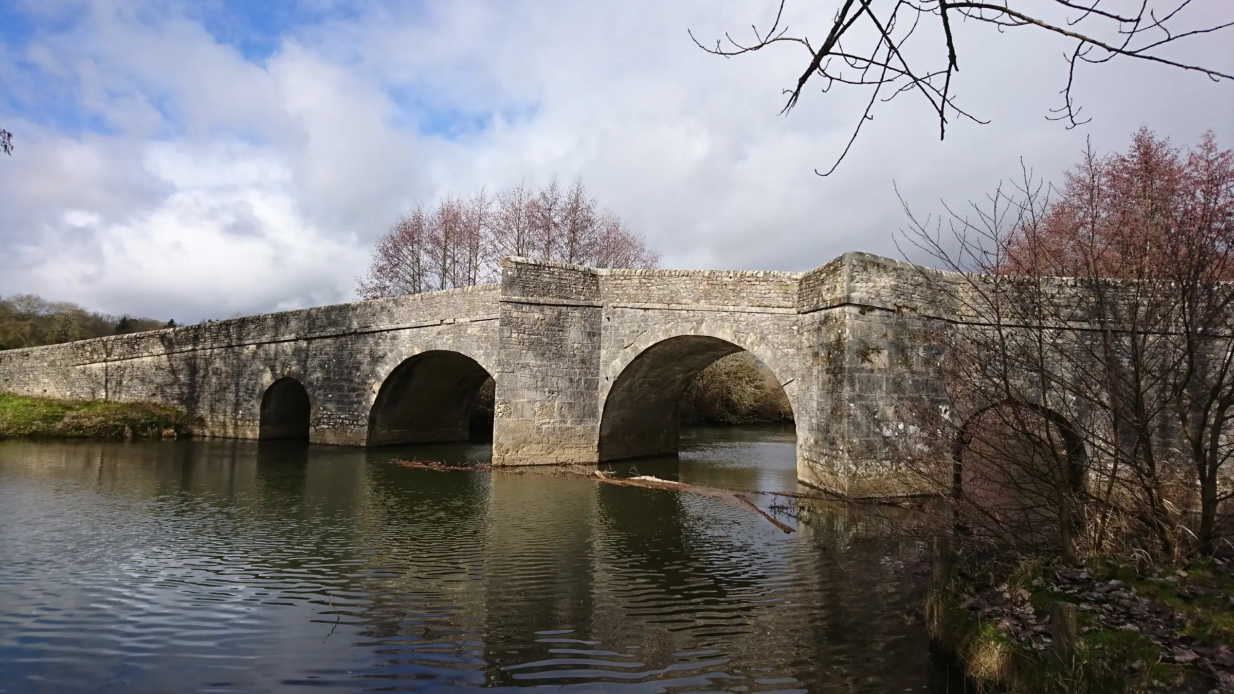 Pont Romain de Chatain