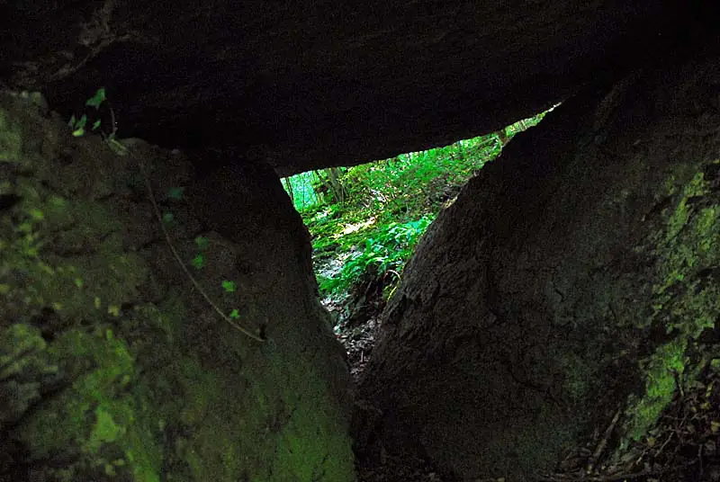 Dolmen de Villiers-les-Aprey