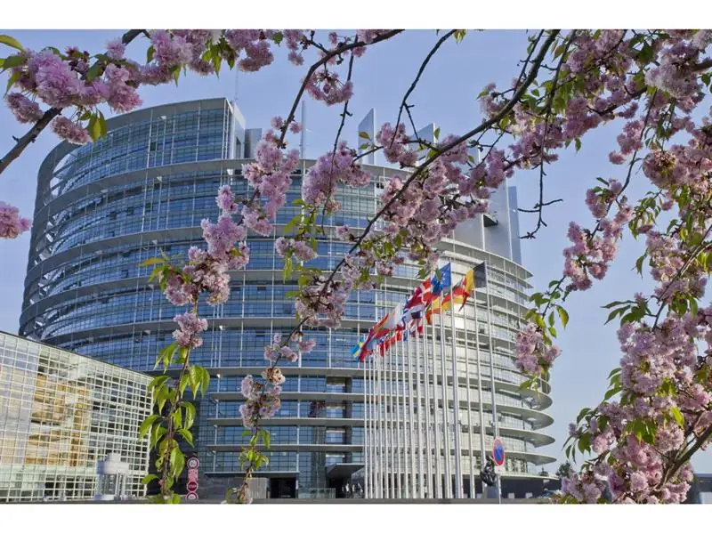 Le Parlement européen