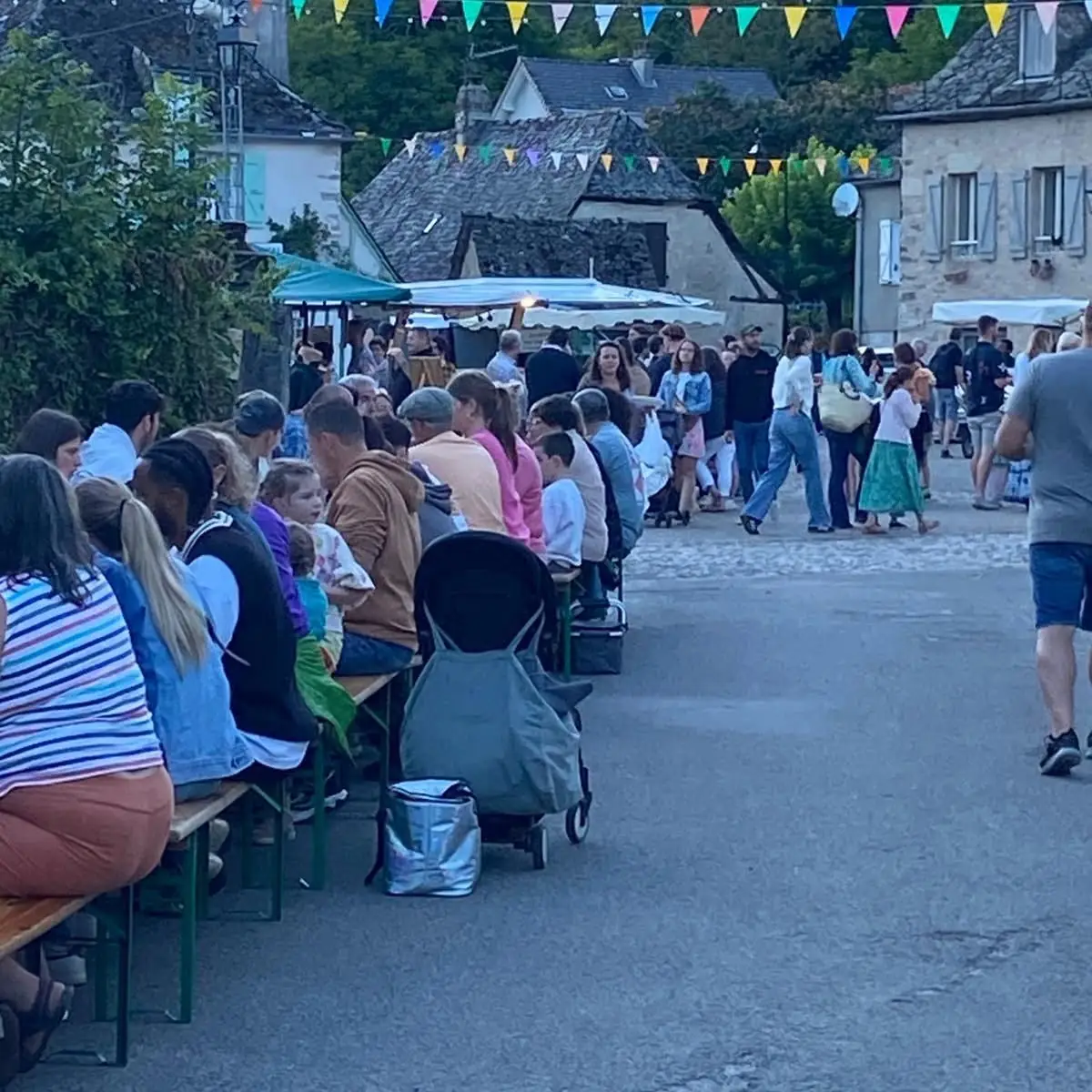 Marché des Producteurs de Pays de Monceaux sur Dordogne