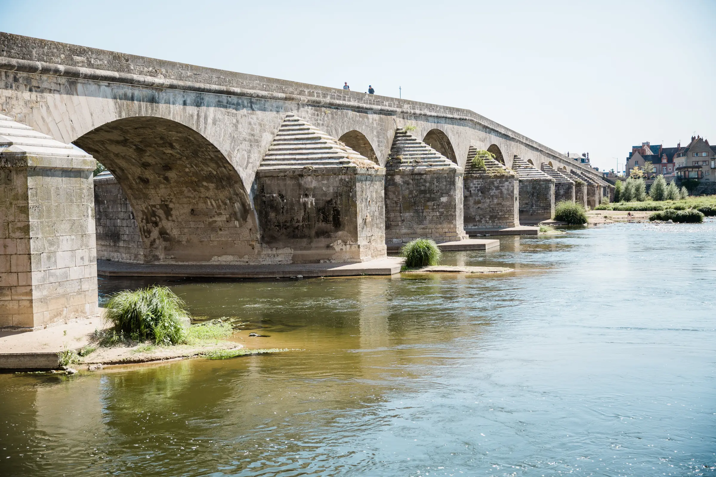 Pont Anne de Beaujeu