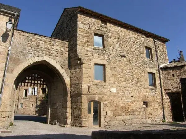 Village fortifié de Vimenet