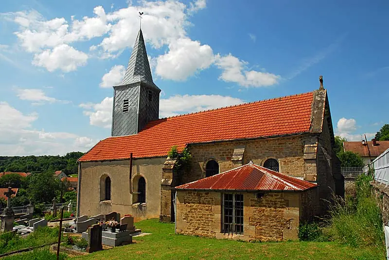 Eglise Saint-Rémy d'Orbigny-au-Val