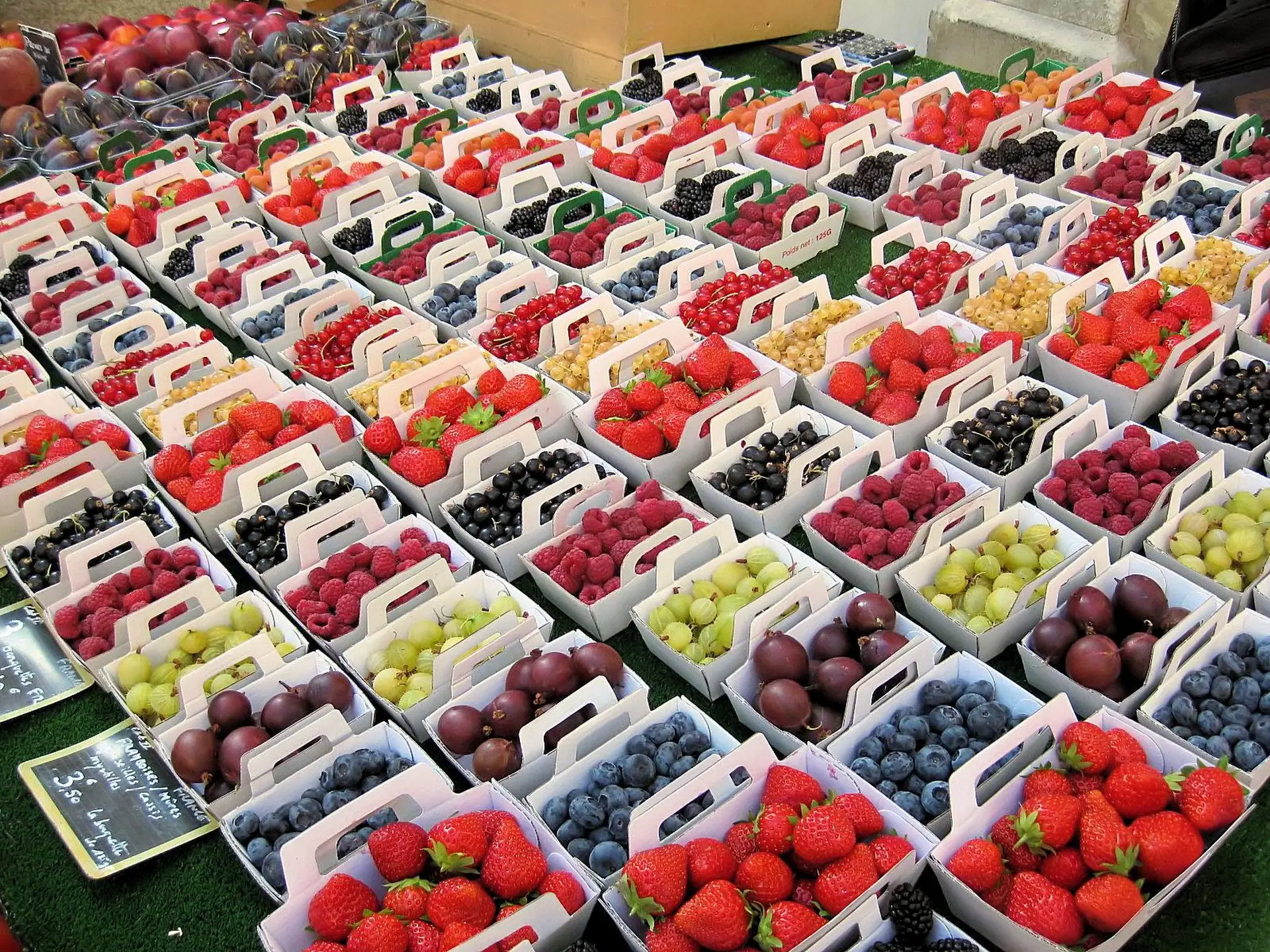 Grand Marché Provençal hebdomadaire