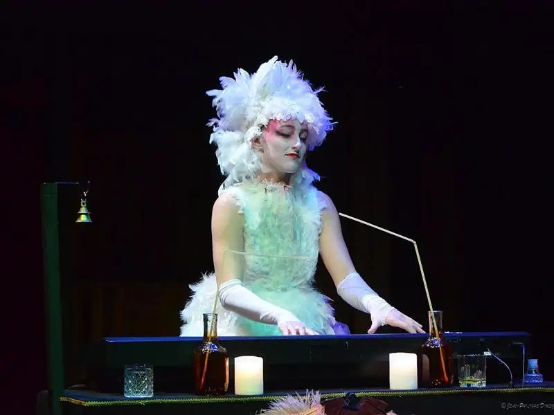 Spectacle-cabaret : Whisky Bar