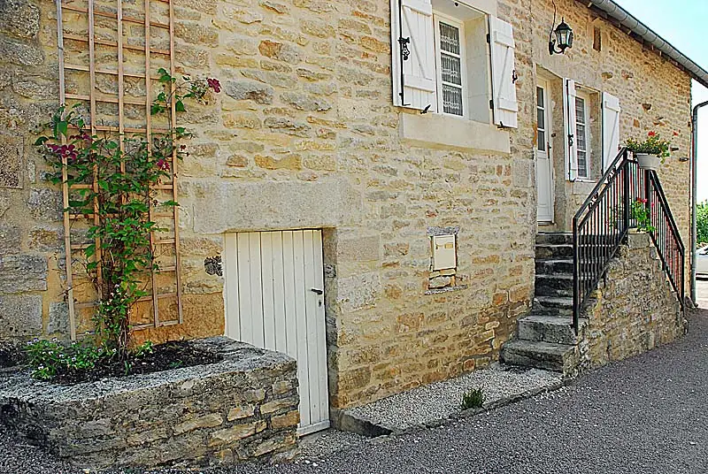 Ancienne maison vigneronne d'Aubigny (2)