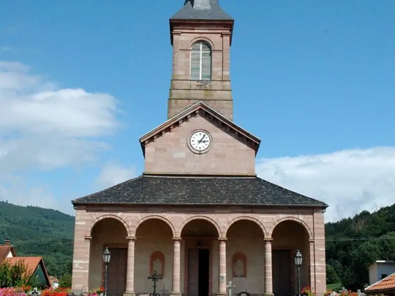 L'église paroissiale Saint Vincent