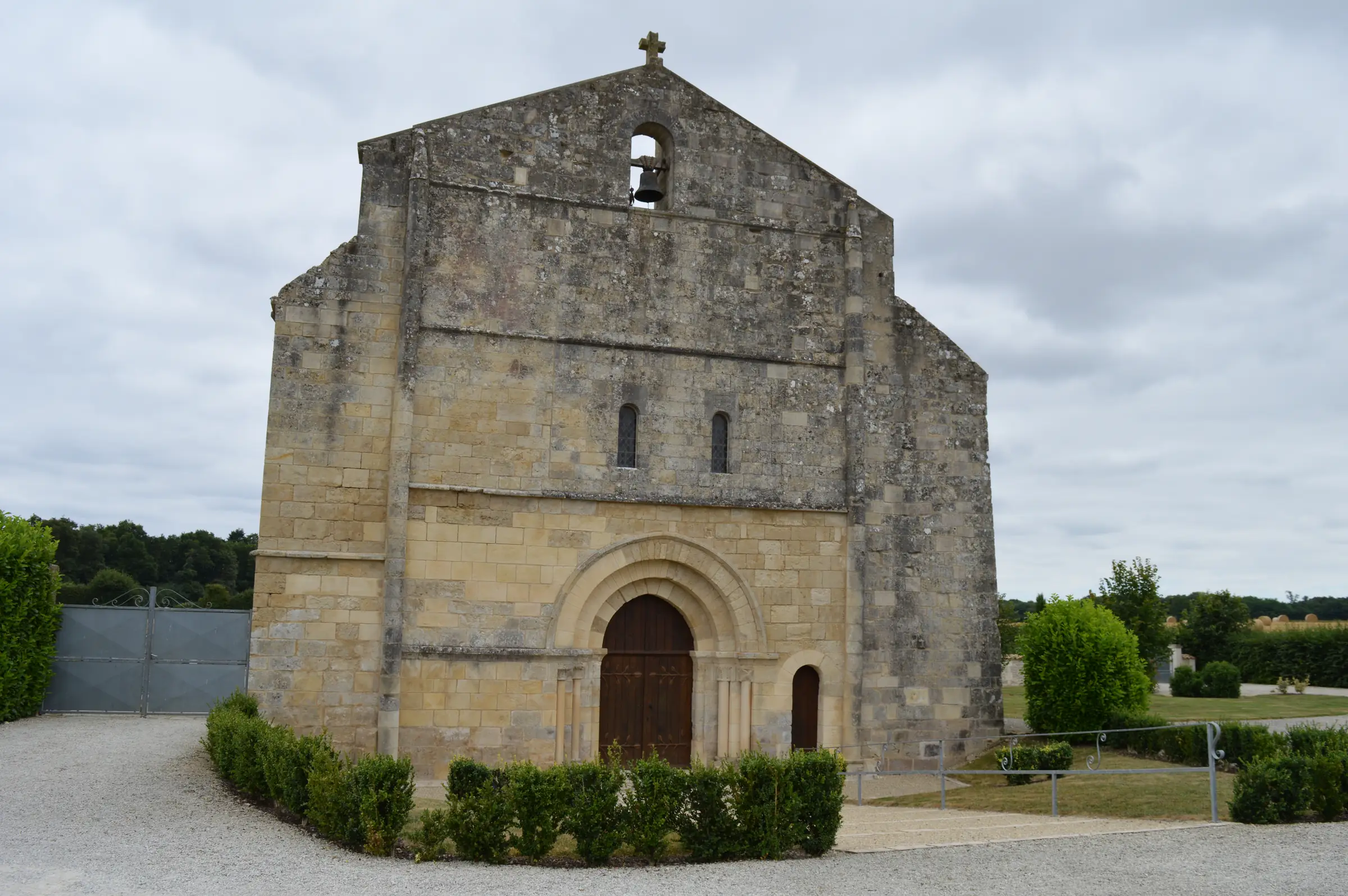Eglise des Alleuds