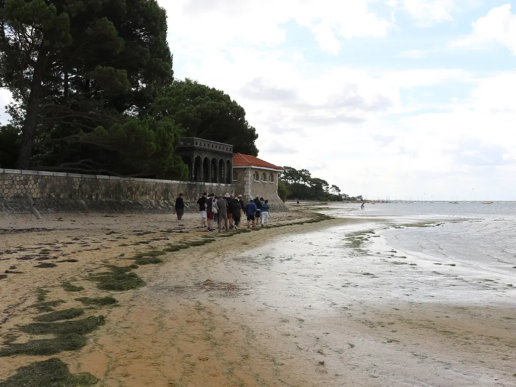 Taussat-les-Bains : Villas, célébrités et bains de mer d’autrefois