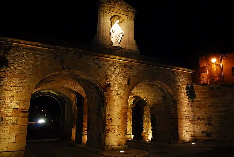 Porte des Terreaux ou Porte Neuve