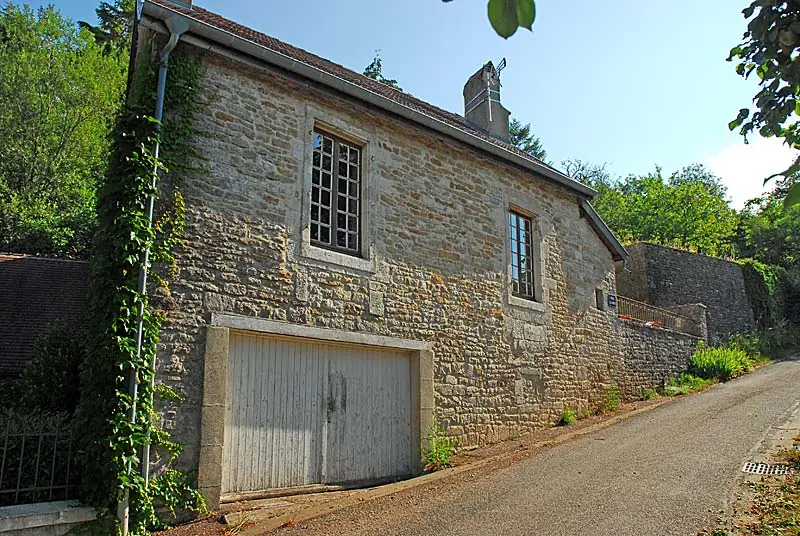 Ancienne maison vigneronne d'Aubigny (1)