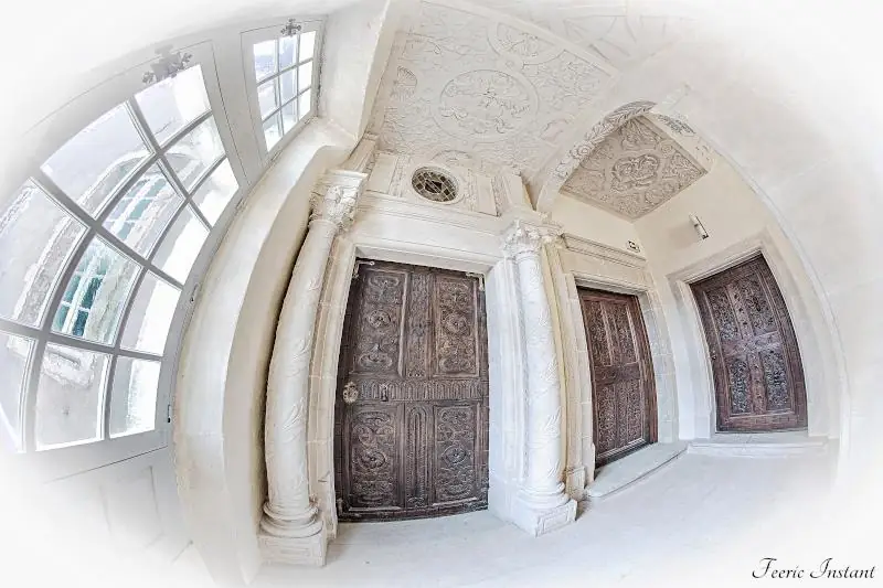 Ouverture de l'escalier Renaissance et des caves de l'hôtel de Houdreville