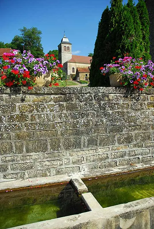 Fontaine du prieuré de Montigny-le-Roi