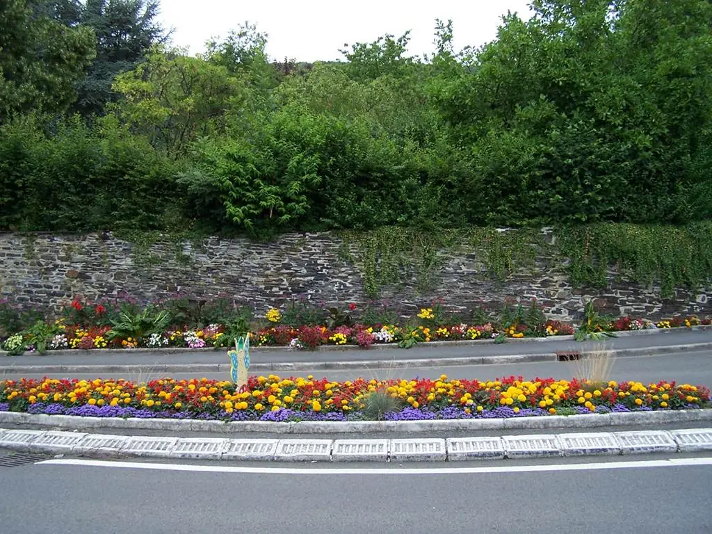 MONTHERME, Ville Fleurie "2 Fleurs"