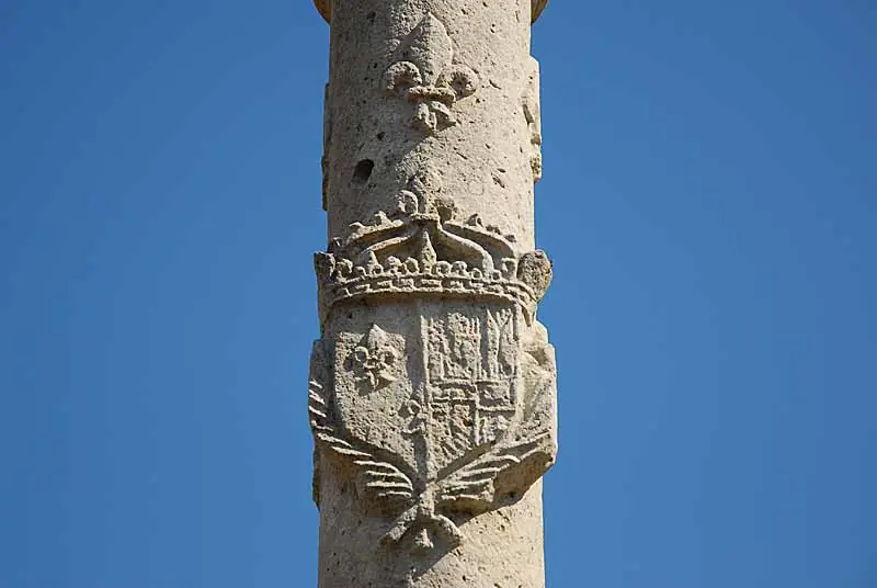 Croix Renaissance de Verseilles-le-Bas