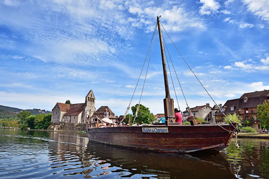 Beaulieu-sur-Dordogne - Un des Plus Beaux Villages de France