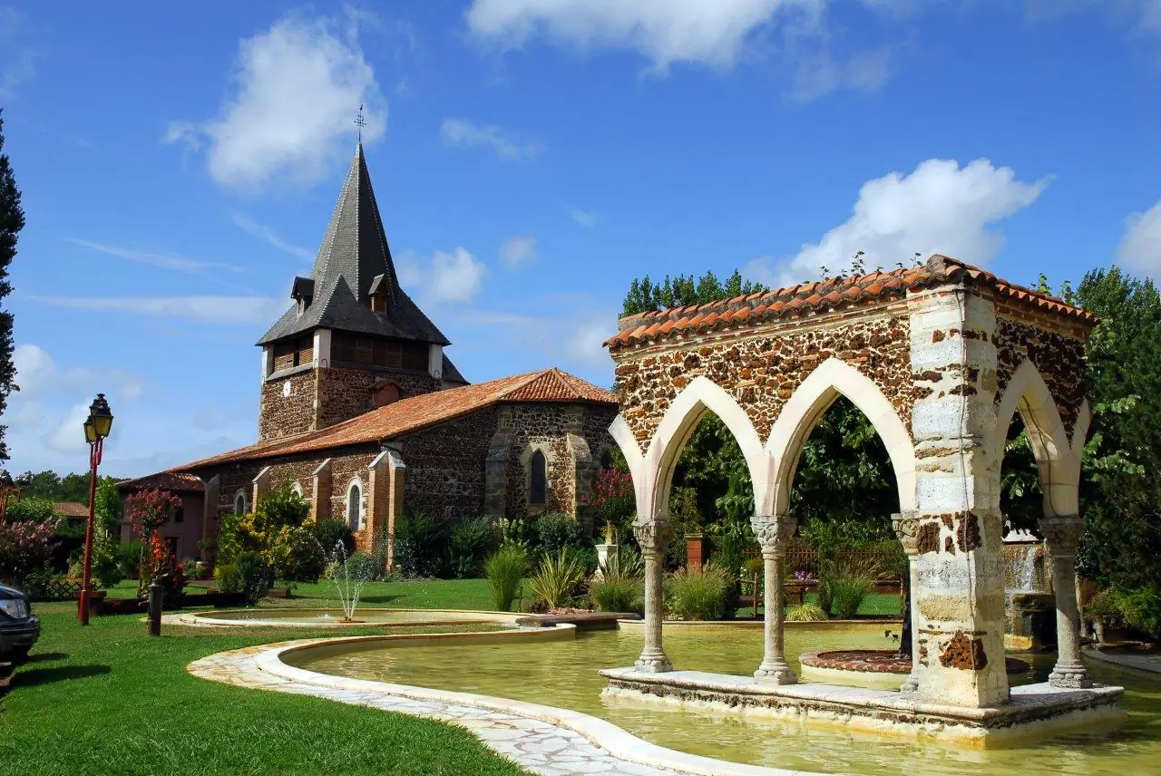 Eglise Saint Martin de Pontenx les Forges