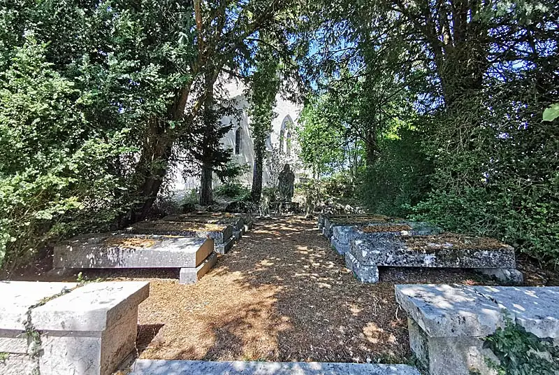 Cimetière d'Aubigny-sur-Badin